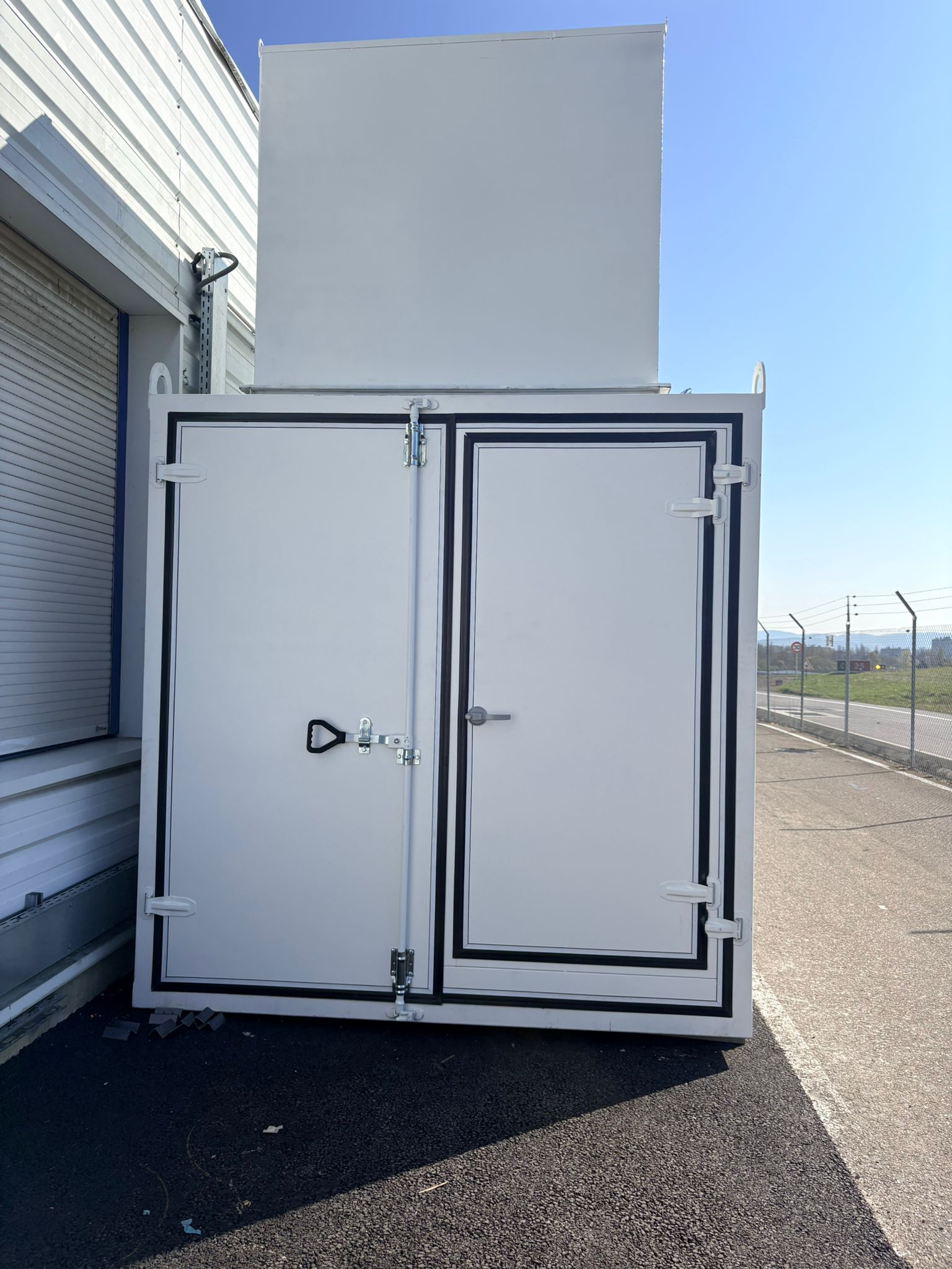 Cabine de peinture container